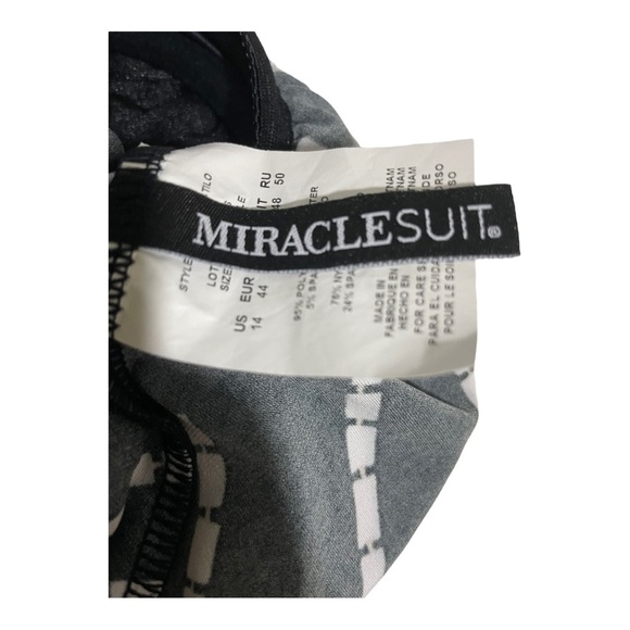 Miraclesuit womens tankini top black sheer striped adjustable straps size 14 - Picture 8 of 11